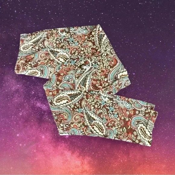 💟Paisley Print Leggings - Picture 2 of 13